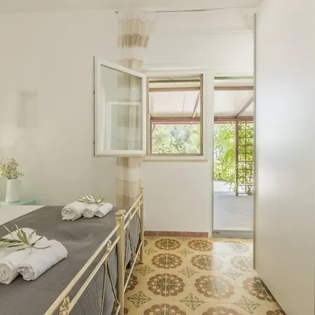 Casa Tina Con Piscina Holiday home *
