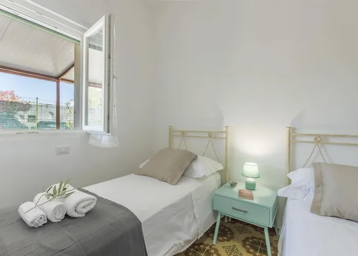 Casa Tina Con Piscina Casa de Férias